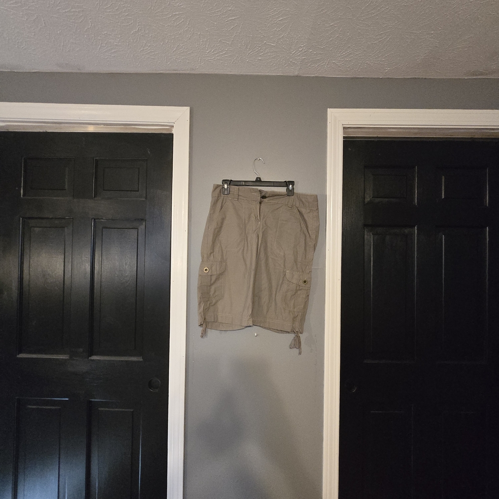 Tommy Hilfiger Olive Cargo Shorts